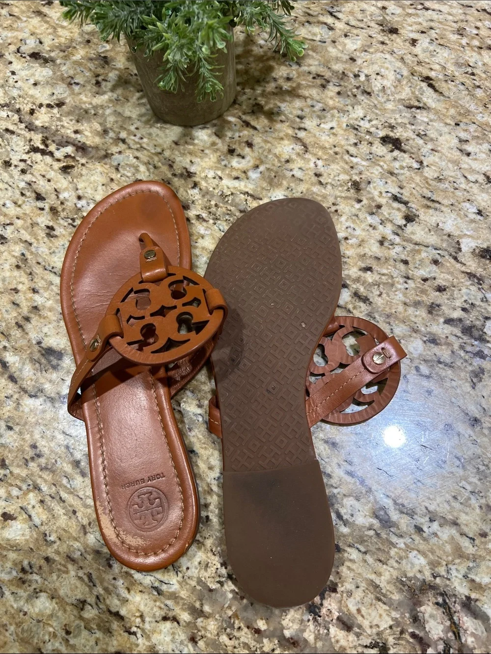 TORY BURCH Miller Brown Leather Thong Sandal 10M